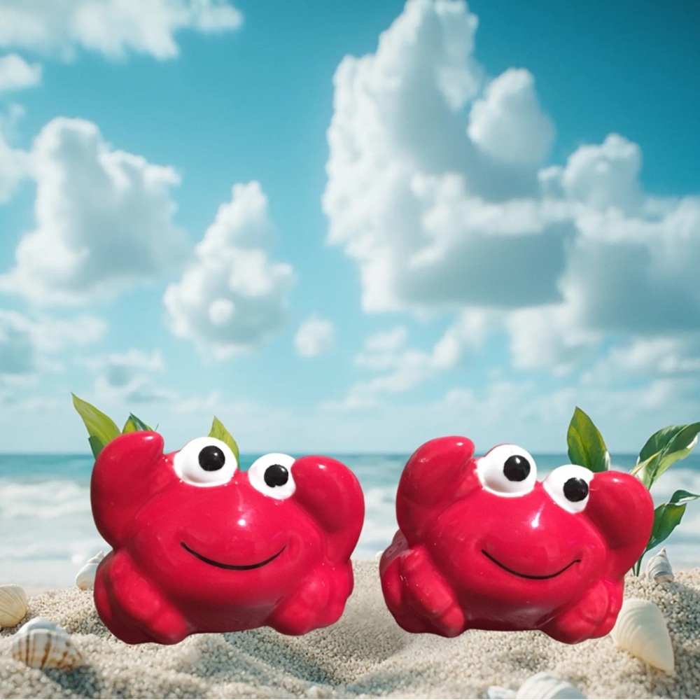 Cracker Barrel Cute Red Crab Salt n Pepper Shakers